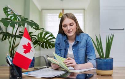 加拿大留学签证拒签率激增，留学生面临严峻挑战