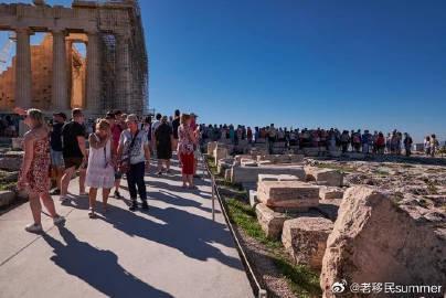 穆迪维持希腊投资级评级！债务风险可控，经济增长预期调整，现在移民希腊正当时