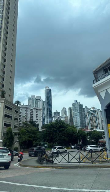 巴拿马留学优势解析：经济枢纽与教育机遇