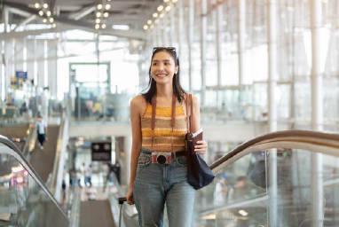 加拿大签证拒签潮来袭！数十万申请者被同一句话拒绝，背后原因令人震惊