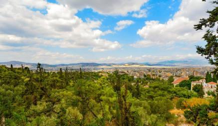 希腊留学全解析：地中海明珠的教育优势与生活体验