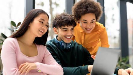 爱尔兰留学移民全解析:教育优势与生活品质双丰收