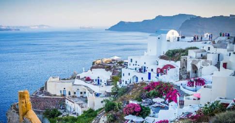 希腊购房移民爆火!一本黄金签证竟能免签畅游26个欧洲国家
